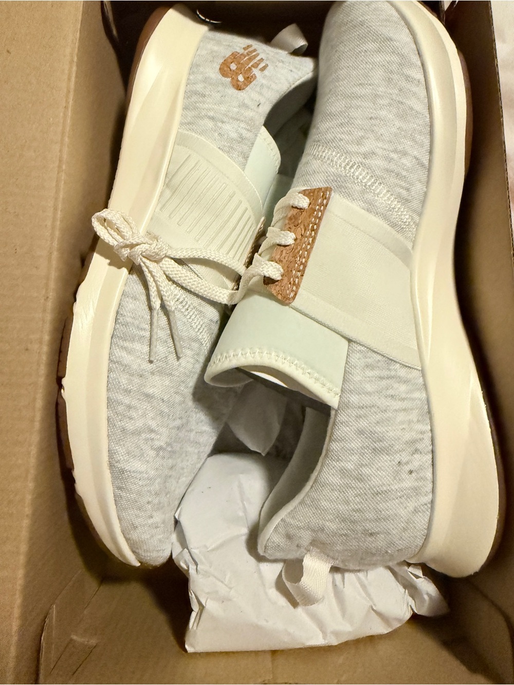 New Balance light gray / cream Women's DynaSoft Nergize v3 Training Sneaker - Picture 4 of 6